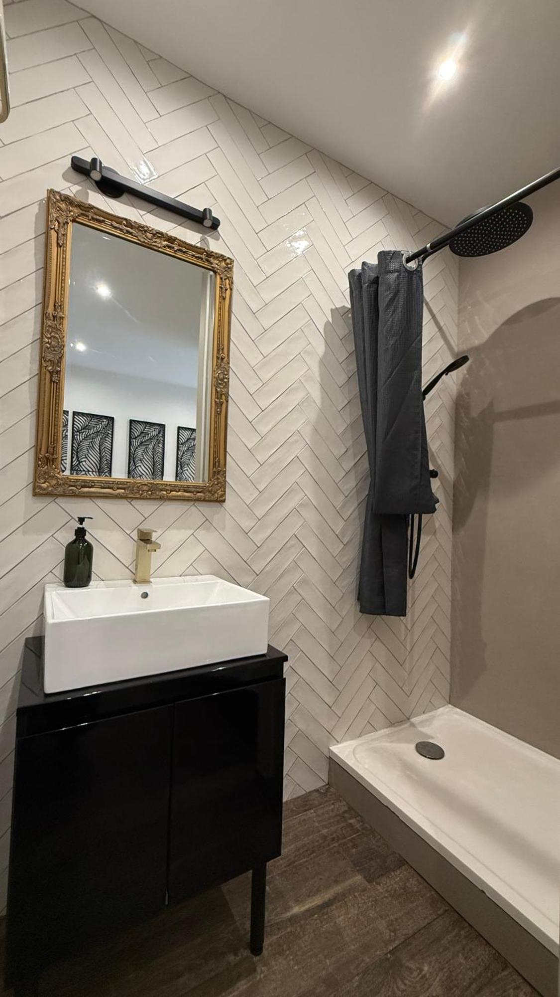 A Casa Corbaia Appartement 40 M2, Jardin Prive, Parking, Proche Centre Ville Et Mer Apartment 40 M2, Private Garden Parking Near Town Center And Sea Port And Airport Coventry Exterior foto